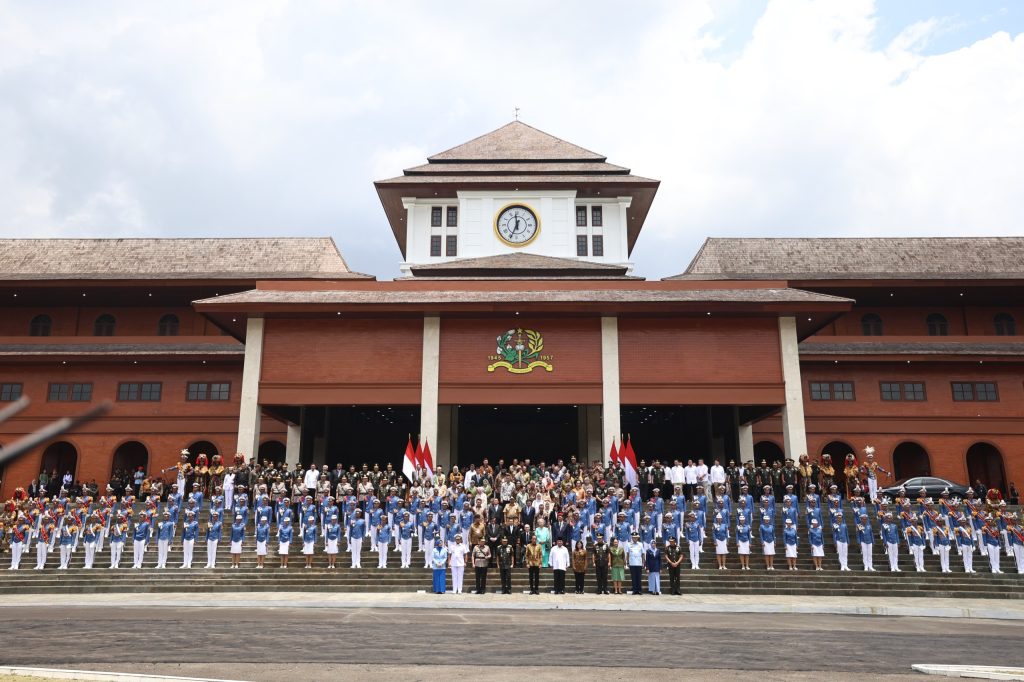 Prabowo melaksanakan renovasi Graha Utama Akmil dan diberi restu oleh Jokowi