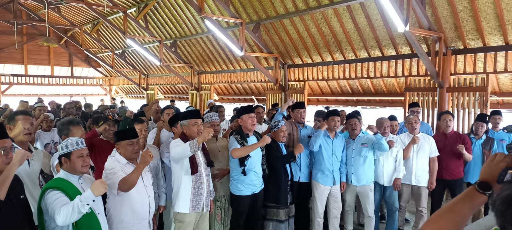 Iwan Bule Mendapat Dukungan Dari Ratusan Ajengan Muda di Ciamis, Langkahnya Menuju Senayan Semakin Mantap