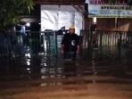 Banjir Melanda Kampung Cibeber Cikarang Utara Akibat Hujan Lebat, Ratusan Warga Mengungsi