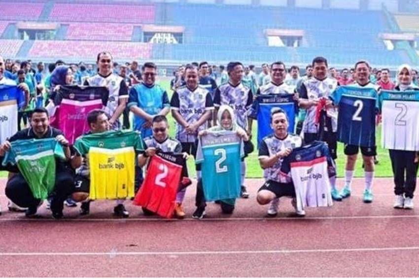 Pemuda Indonesia Minta Pj Wali Kota Bekasi Dicopot karena Kontroversi Jersey Nomor Punggung 2