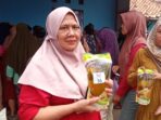 Partai Perindo Menawarkan Migor Murah untuk Warga Tambun Bekasi demi Membantu Kebutuhan di Dapur