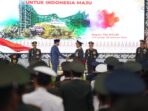 Prabowo Menerima Penganugerahan Jenderal Bintang 4 dari Presiden Jokowi