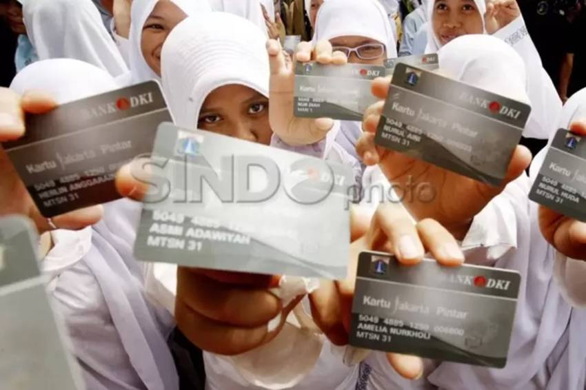 Pendidikan dan Kesehatan Penerima KJP Plus dan KJMU Dikurangi, Pemprov DKI Dikritik tak Teliti