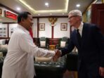 Tim Cook, Apple’s CEO, visits President-Elect Prabowo Subianto after sending a congratulatory letter