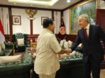 Tony Blair Visits Prabowo Subianto at the Ministry of Defense to Congratulate Him on Presidential Election