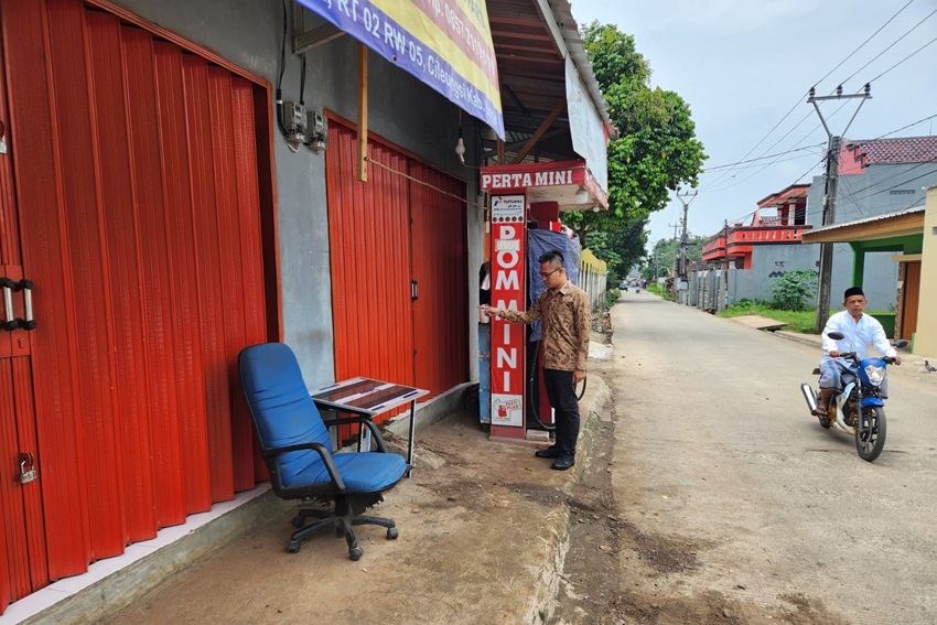 Penjaga Warung Diserang dengan Parang, HP Dilarikan Oleh Pelaku