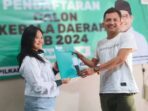 Rektor UMT Menyerahkan Berkas Pendaftaran Pilkada Kota Tangerang 2024 ke PKB