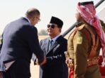 Prabowo Subianto greeted by high-ranking Jordanian officials and honor guard upon arrival