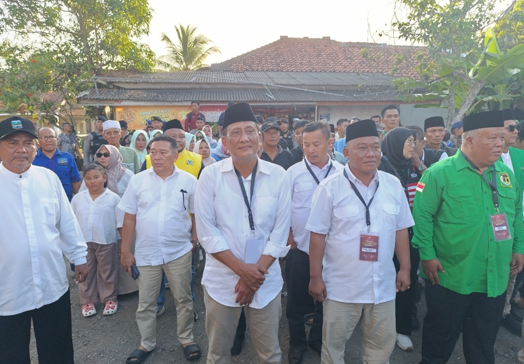 Ujang-Dadang Mendaftar Resmi di KPU Pangandaran