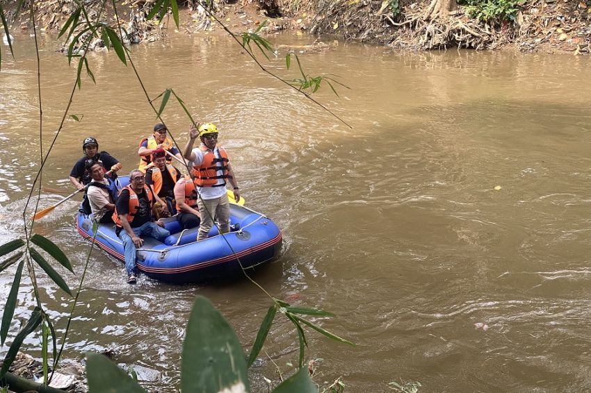 Ridwan Kamil, Cagub Jakarta, Menelusuri Bantaran Kali Ciliwung dan Berpartisipasi dalam Panahan